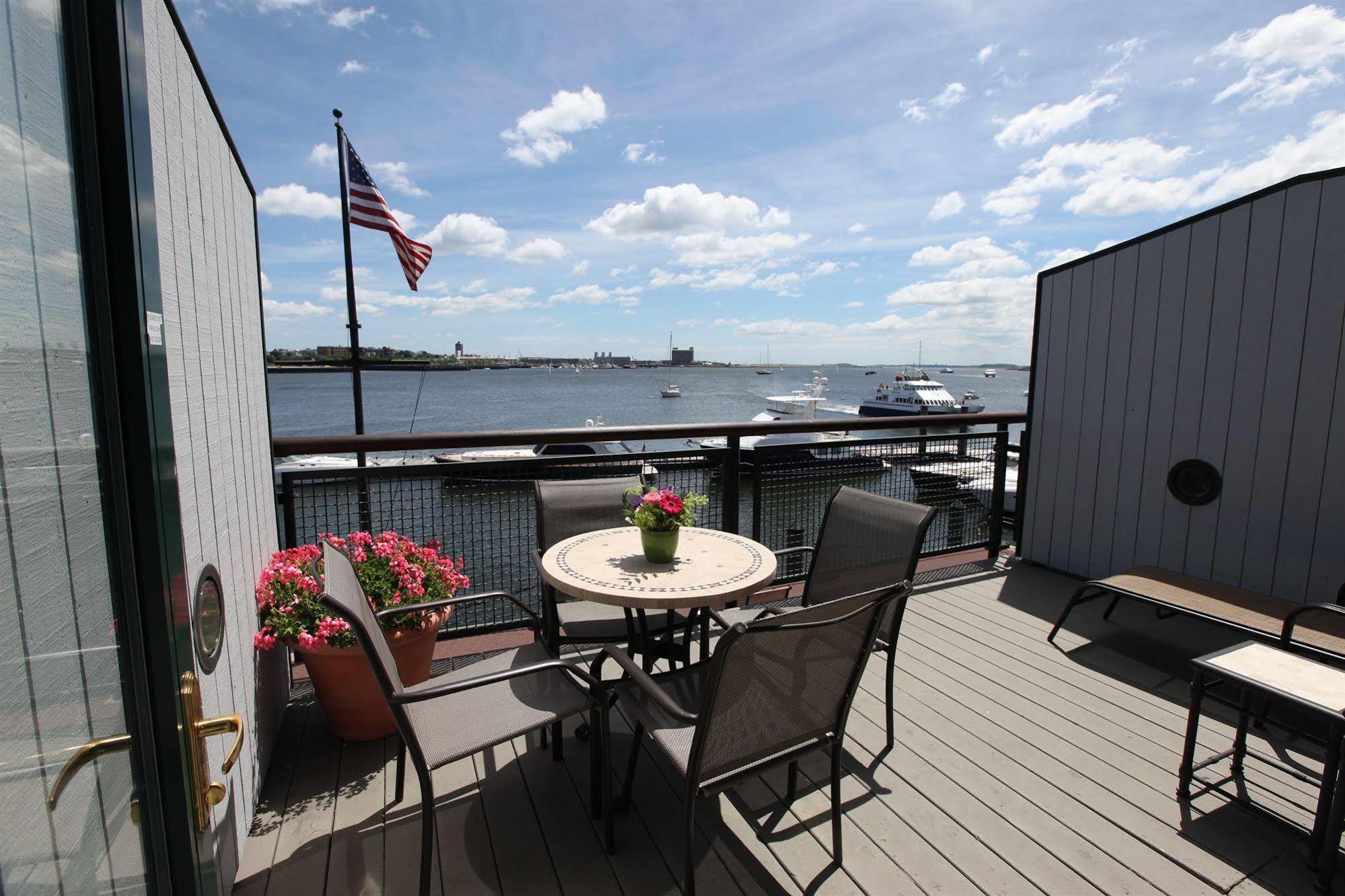 Boston Yacht Haven Hotel Kültér fotó